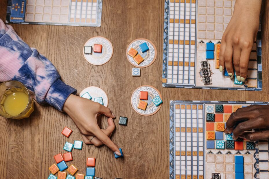 Cómo convertir una noche de juegos en el plan favorito de tu grupo